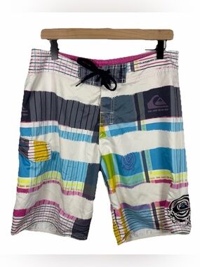Y2K Quiksilver Board Shorts Swim Trunks Men’s Size 32 Multicolor Surfer Cargo